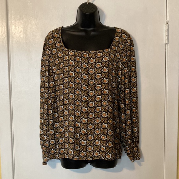 NWT LOFT Women’s Graphic Floral Print Square Neckline Blouses 2-Pack Bundle - Picture 6 of 10